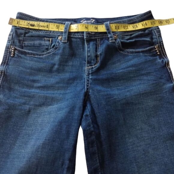 Seven7 Bermuda Blue Jean Shorts Size 4! - Picture 8 of 14